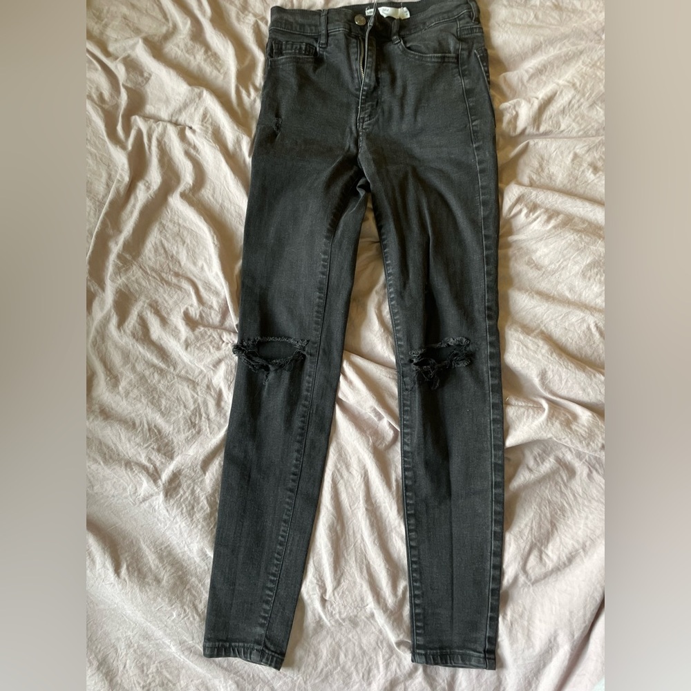 Garage skinny super-stretch jeans, size 3. Really soft, worn only a few times.